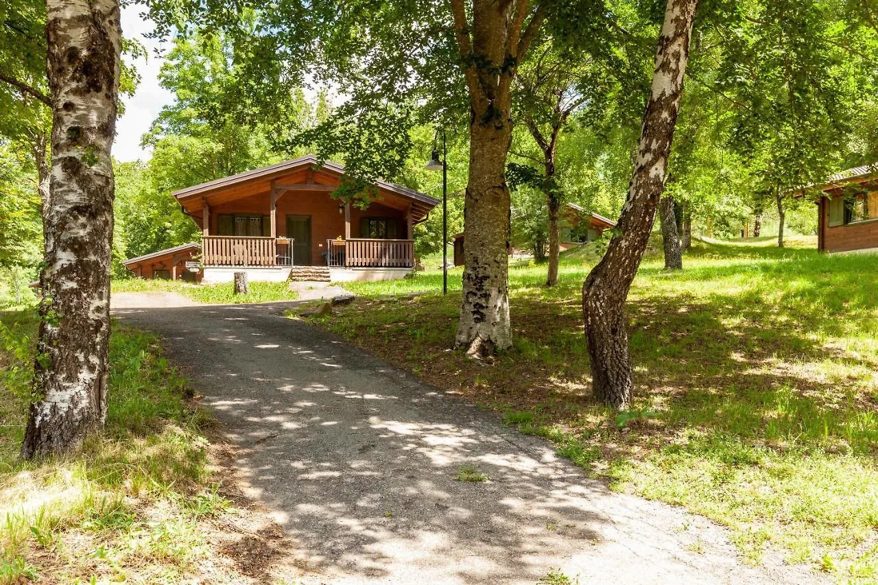 Villaggio Anemone Chalet Scoiattolo Capanne di Sillano Italy